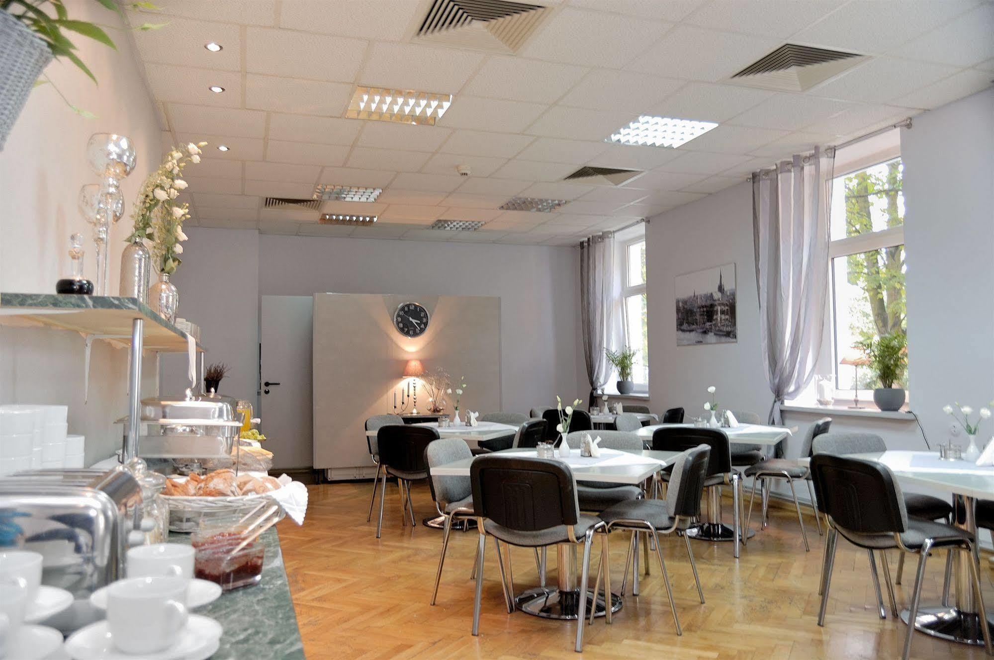 Hotel Kapitan Szczecin Exterior foto